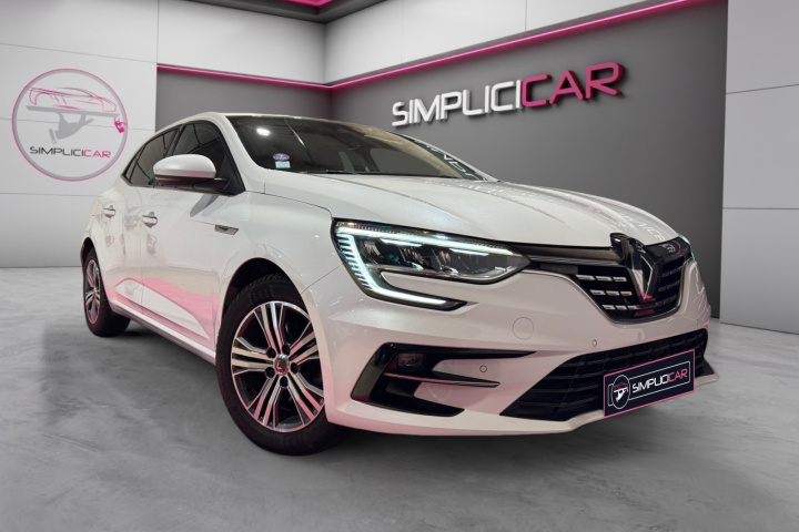 RENAULT MEGANE IV BERLINE