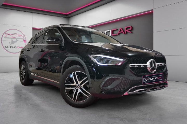 MERCEDES GLA