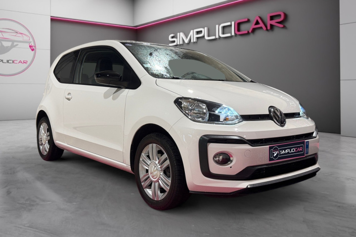 VOLKSWAGEN UP